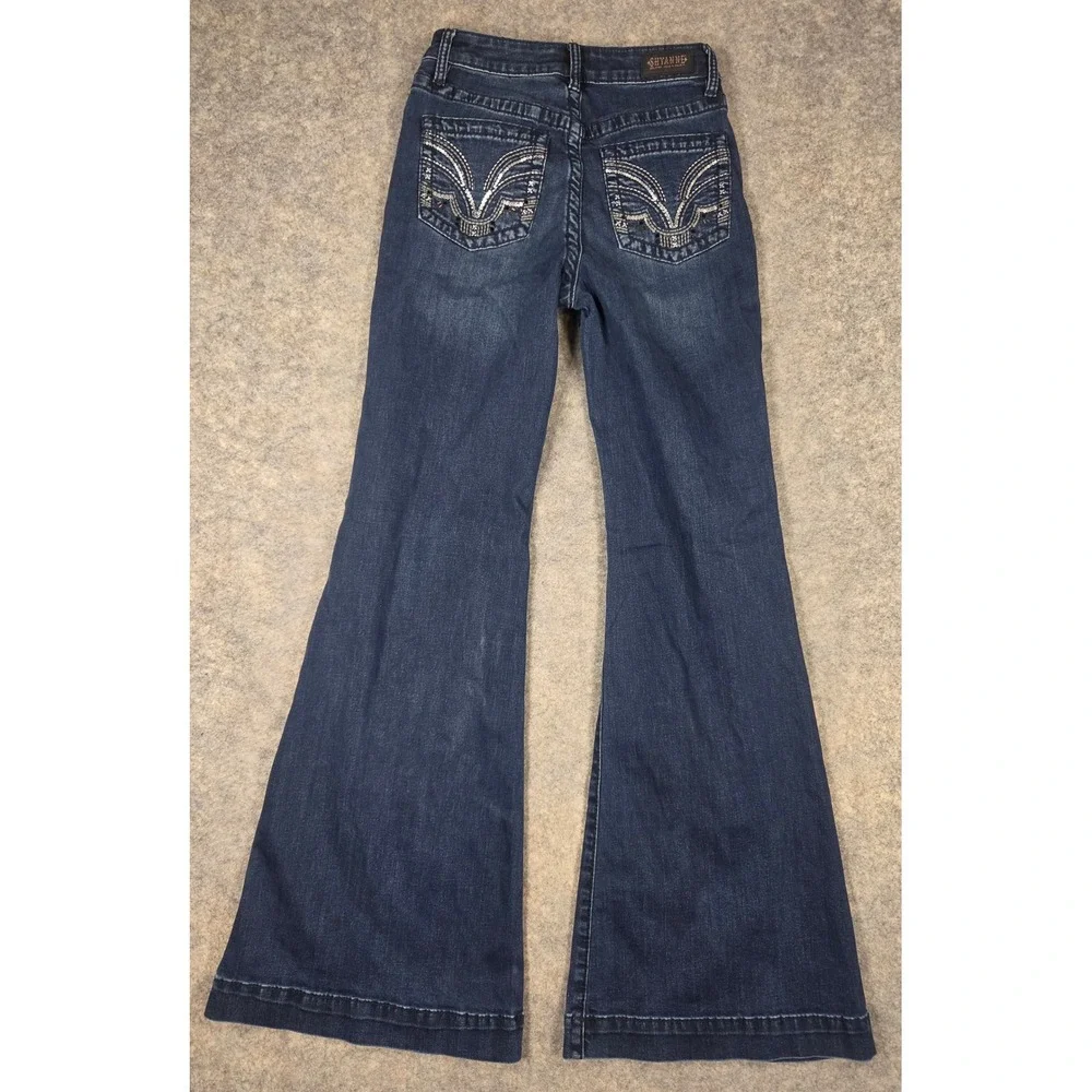 Shyanne Super Bell Bottom Y2K Flare Jeans Womens 28x34 Blue Dark Wash Jewels
